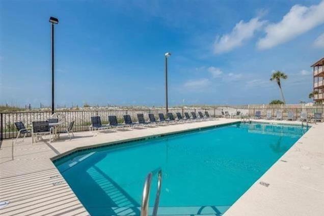 Island Winds West 477 By Albvr - Beachfront, Updated & Beautiful! Just Steps To The Beach & Hangout! Gulf Shores Exterior foto